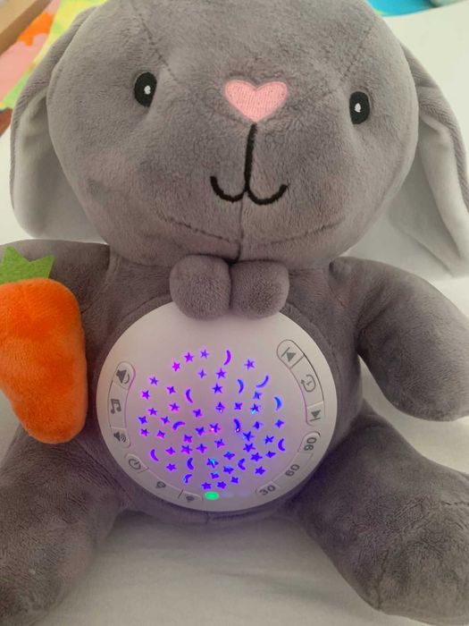 Плюшена играчка с проектор Chipolino - Зайче