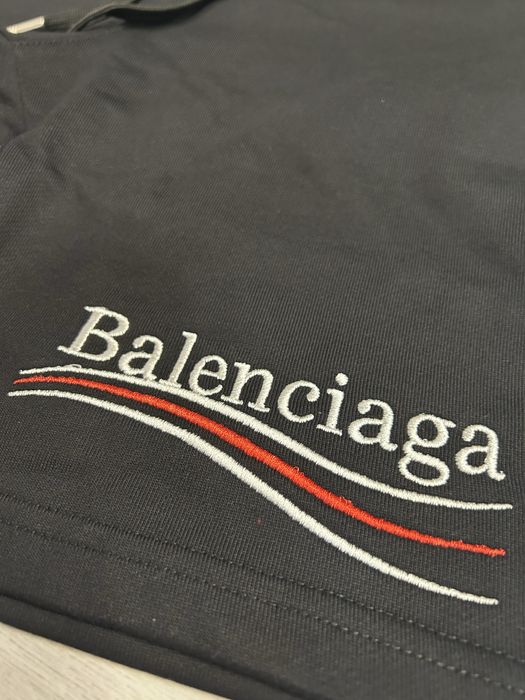 Pantaloni scurti balenciaga top 2026