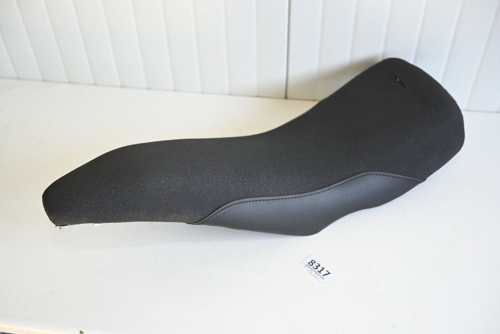 Yamaha Tenere 700 World Raid 2023 Sa sezut fata pilot si sa pasager