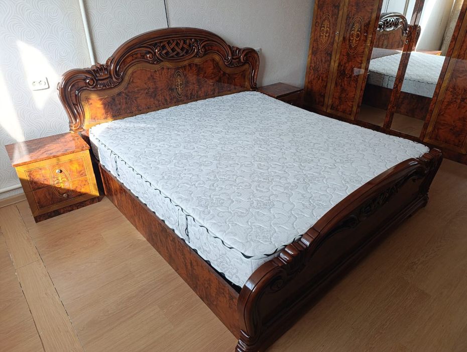 Спальный гарнитур (6 предметов)