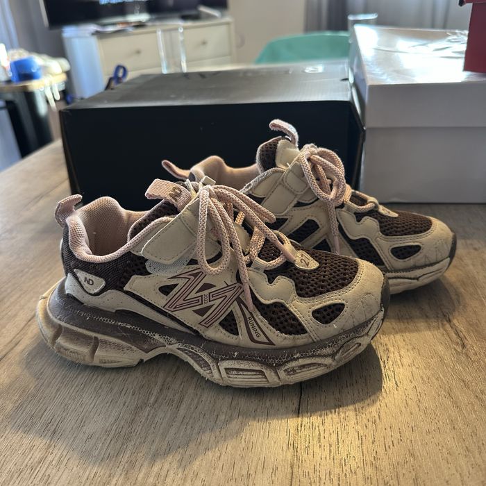 Детски new balance размер 27