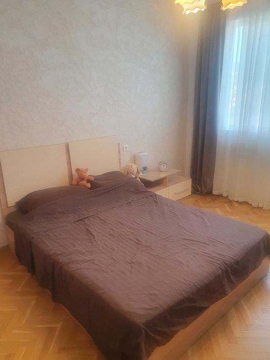 Дава се под наем Двустаен апартамент в Шумен, Пазара - 60 кв.м за 336.6 € - Снимка #1