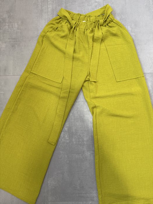 Pantaloni marimea L
