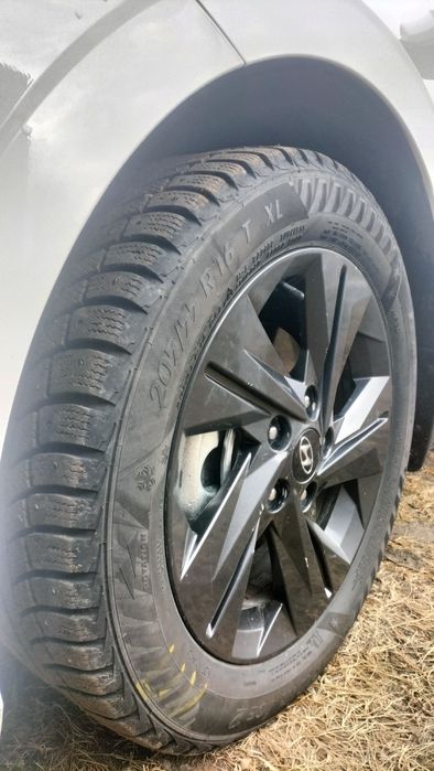 Продам диски с шинами