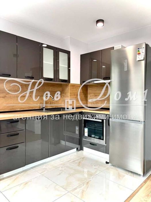 Дава се под наем Двустаен апартамент в Варна, Бриз - 62 кв.м за 714 € - Снимка #1