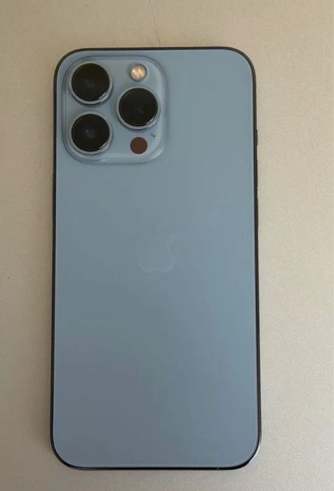 Продам iphone 13 pro