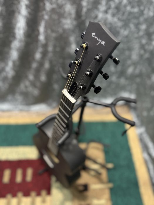 Гитара фирмы Enya