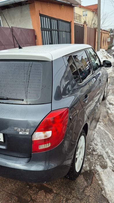 Masina Skoda Fabia