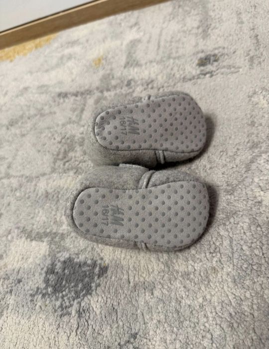 Pantofi H&M bebelusi