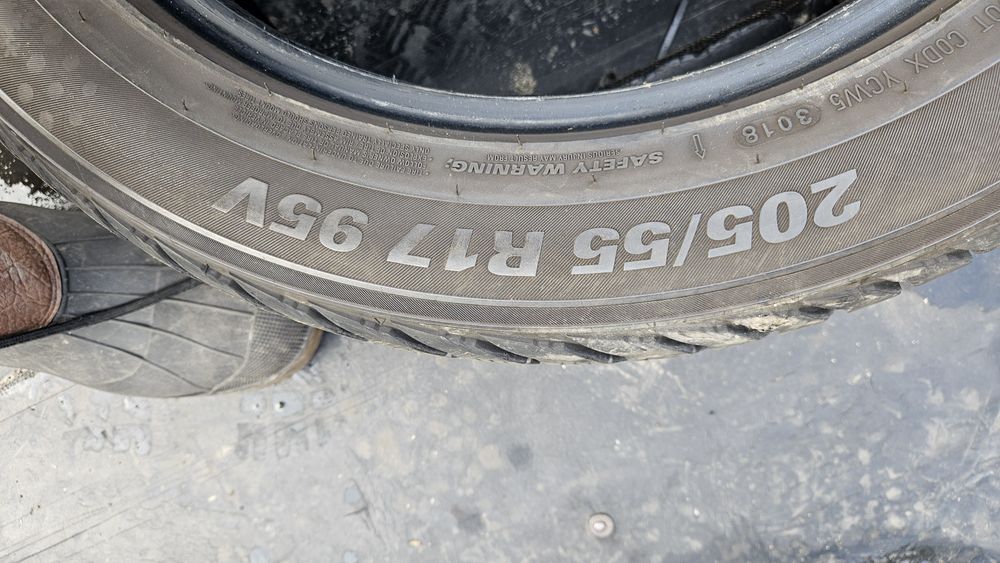2бр като нови гуми 205 55 17 кумхо