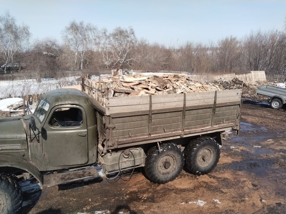 Дрова, обрезки, колотые дрова