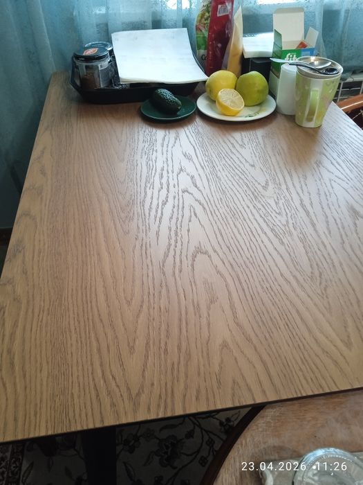 Стол кухонный дуб