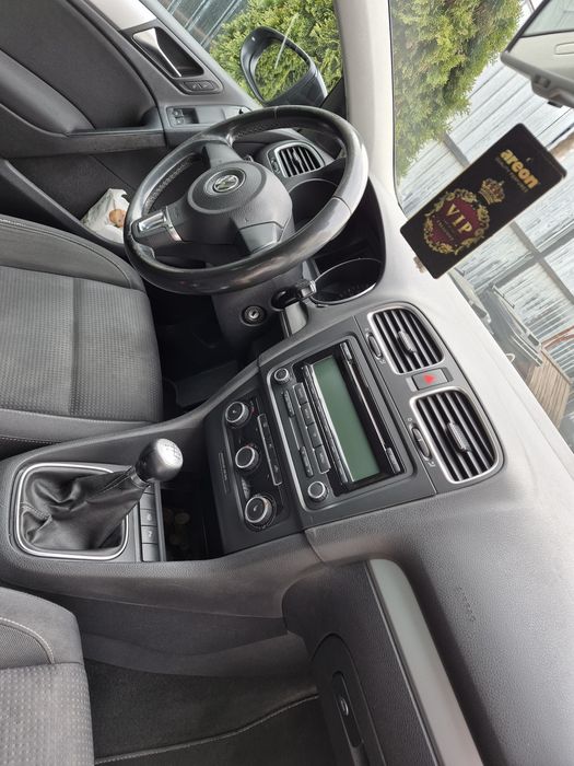 Vând Volkswagen Golf 6  1.6 TDI  105CP, 208.000 km,întreținut