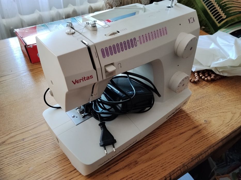 ПРОДАМ Швейную машинк Veritas Comfort 19.