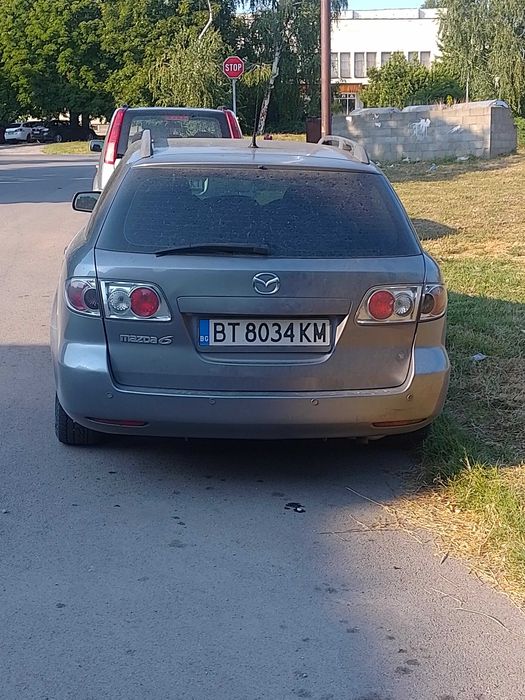 Автомобил Мазда 6