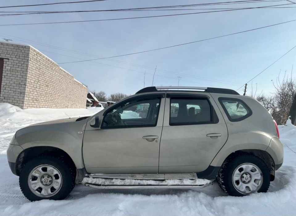 Продам машину Рено Дастер