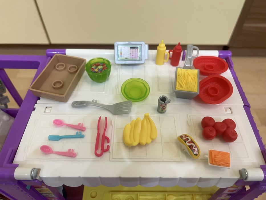 Готварски камион Барби