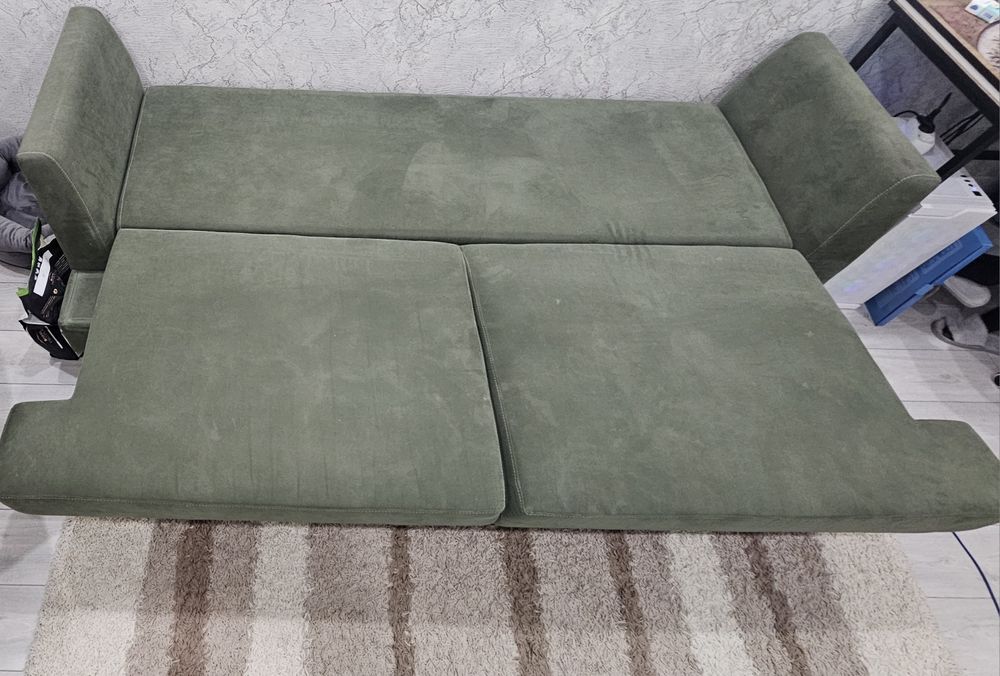 Диван на продажу