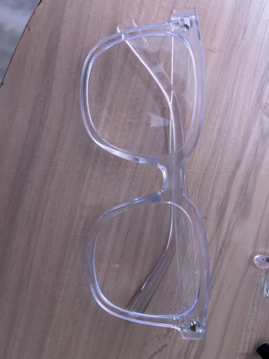 Очила без диоптер