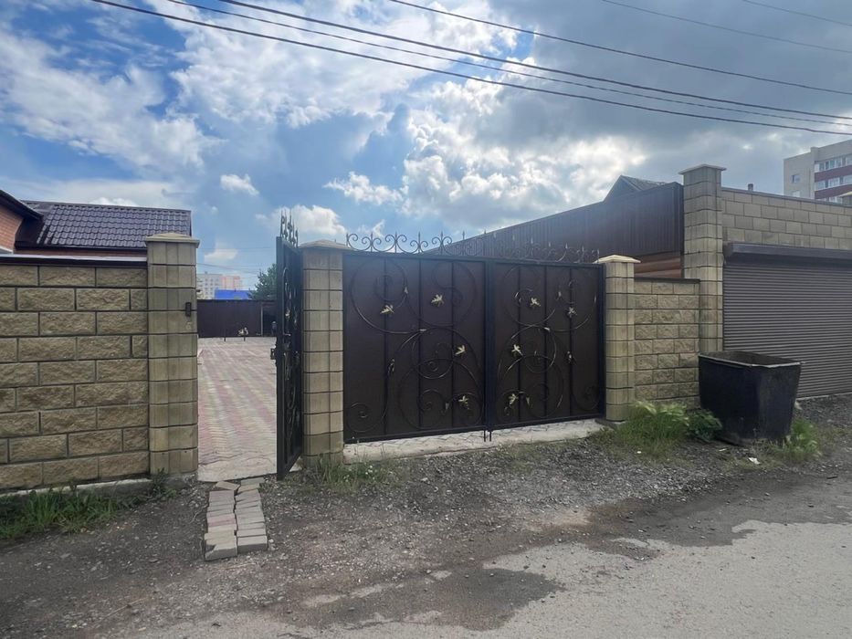 Продам коттедж р-н Мещанский