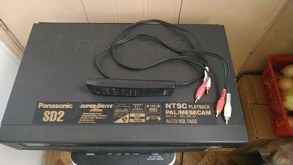 Видеомагнитофон Panasonic NV-SD2