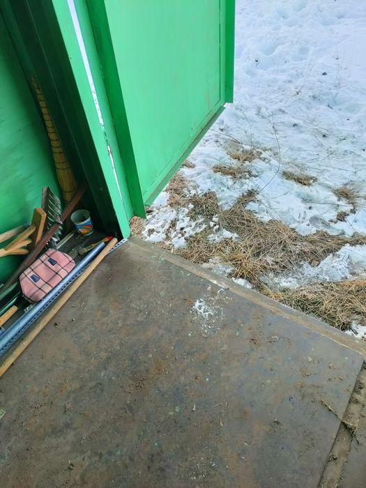 Продаётся железный гараж