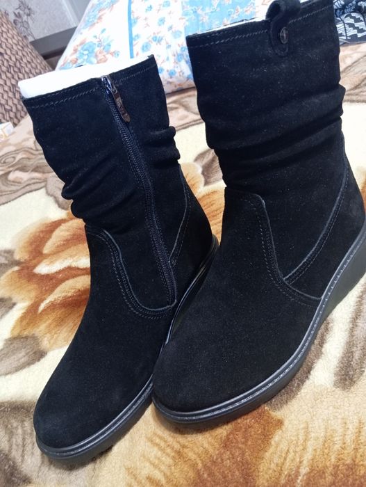 Продаются новые сапоги