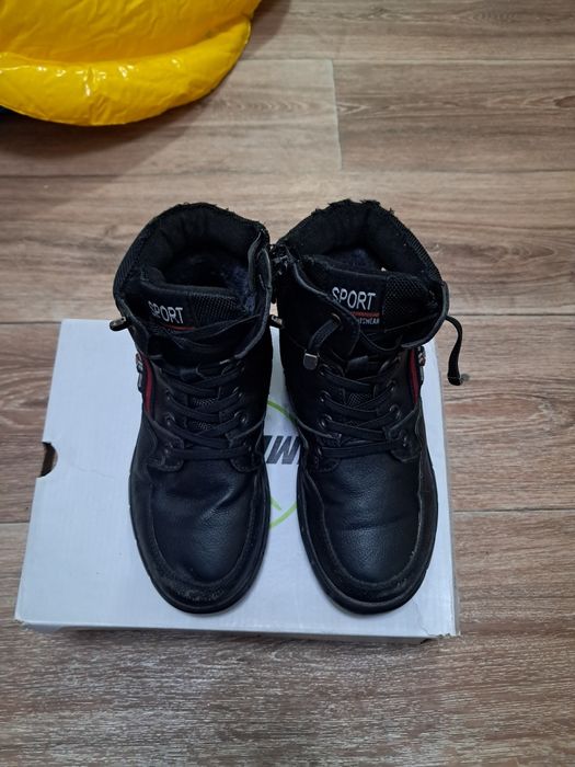 Продам обувь для мальчика