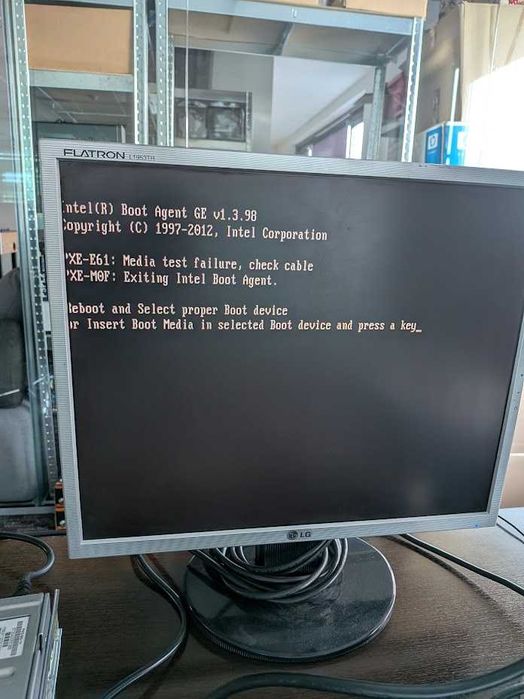 Сървъри Supermicro CSE-813M/825М 1U/2U (ASRock 32GB DDR4 / X9DRD  32GB DDR3 / X10SLM-F 8GB DDR3)