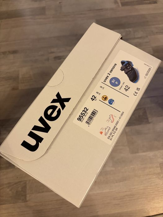 Uvex 2 xenova marimea 42 NOI