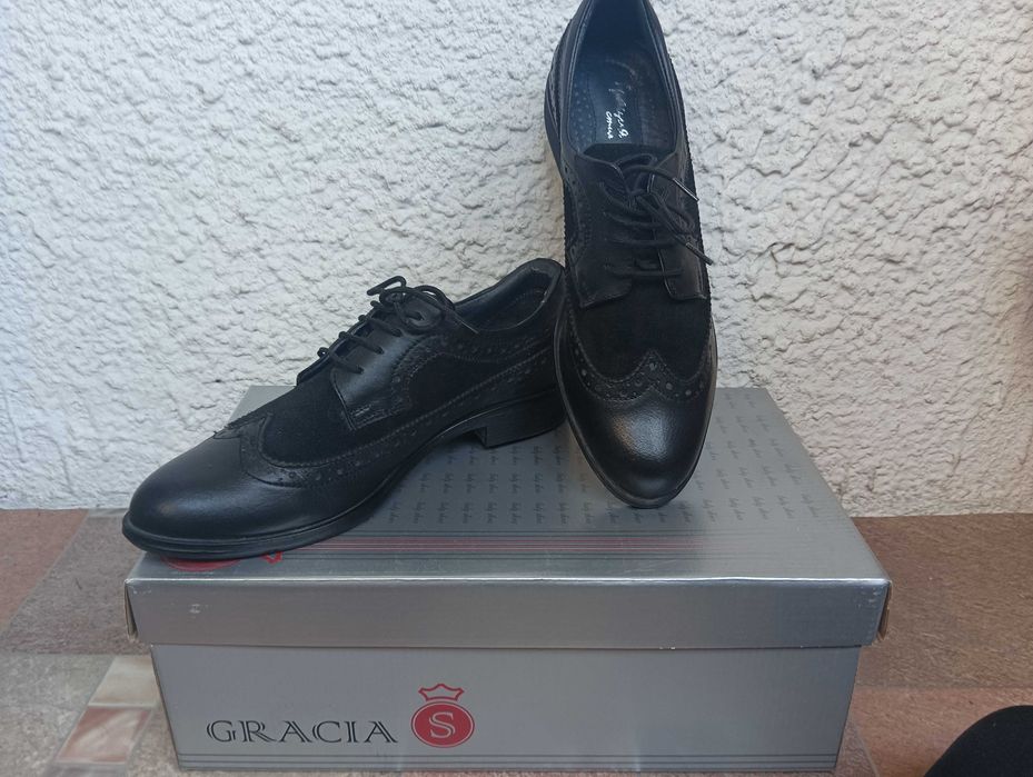 Спортно елегантни обувки