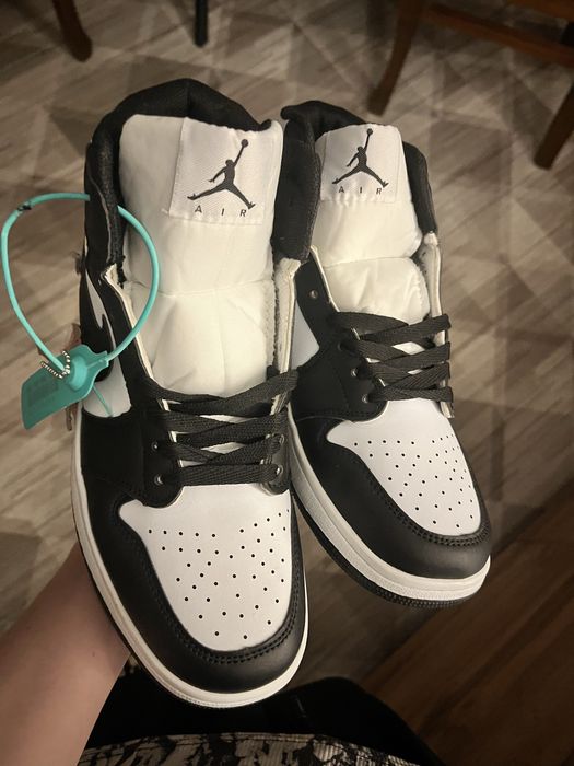 кроссовки AIR JORDAN 1