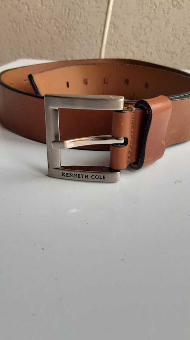 Папийонки, колани, тиранти, кърпички за сако