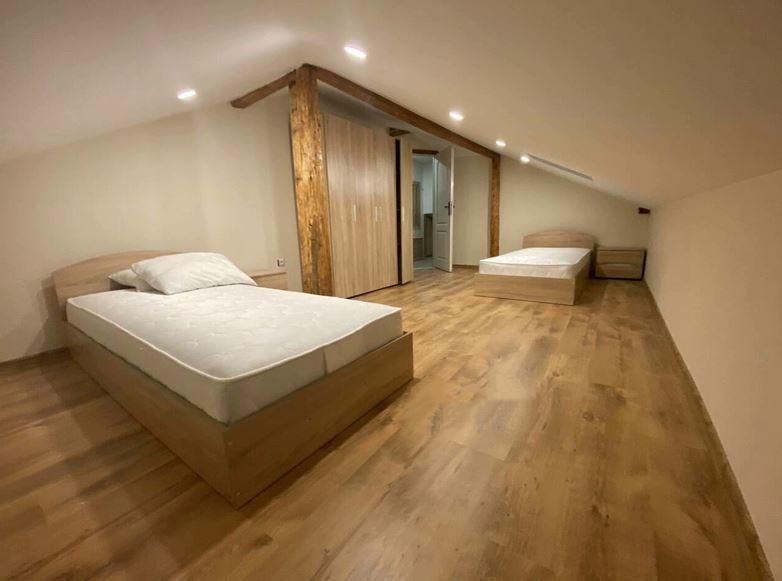 Дава се под наем Многостаен апартамент в Бургас, Сарафово - 120 кв.м за 663 € - Снимка #3