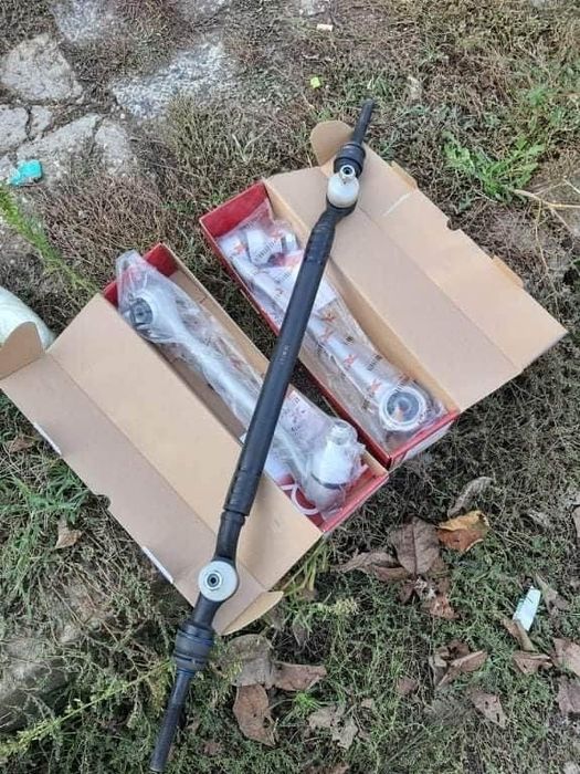 Бмв е38 735i на части