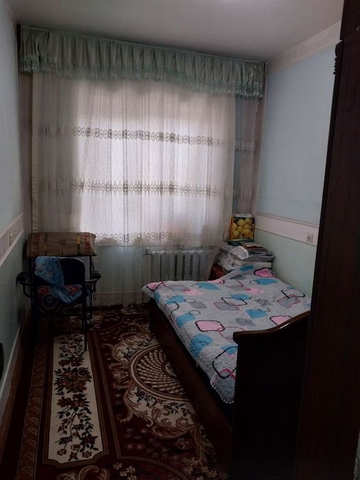 Продаётся Юнусабаде квартира на 16кв 4дом кв19  5/5/5.