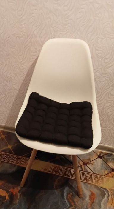 Стул новый.     .