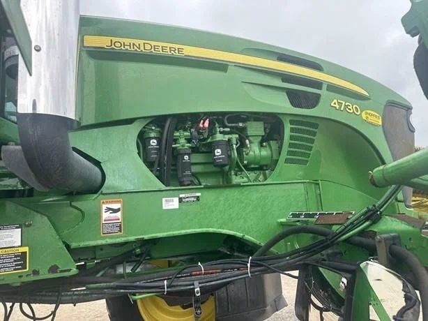 Опрыскиватель John Deere 4730