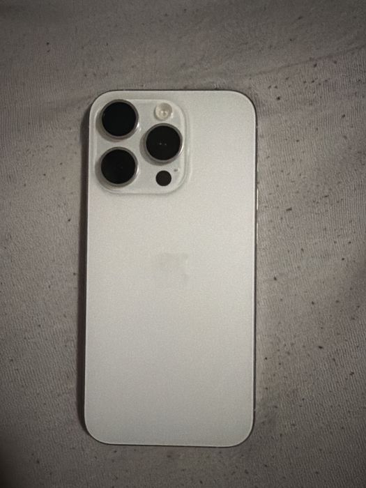 Телефон за продажба Iphone 15 pro