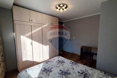 Продава се Тристаен апартамент в София, Център - 88 кв.м за 9 €/кв.м - Снимка #7