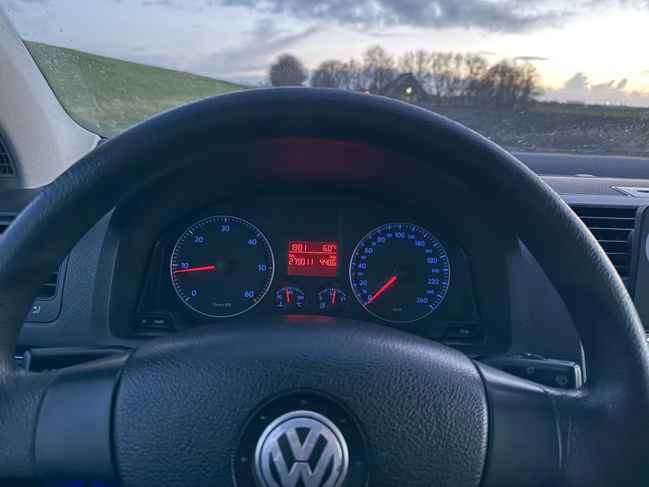 Vand  volkswagen golf 5