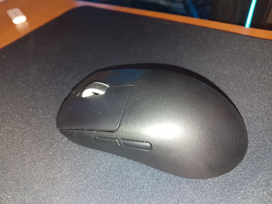 Продается мышка Vxe r1 se+