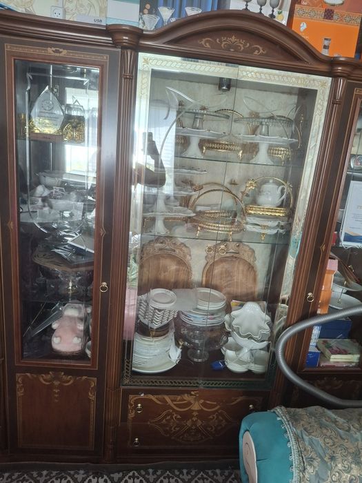 Продам стенку самовывоз