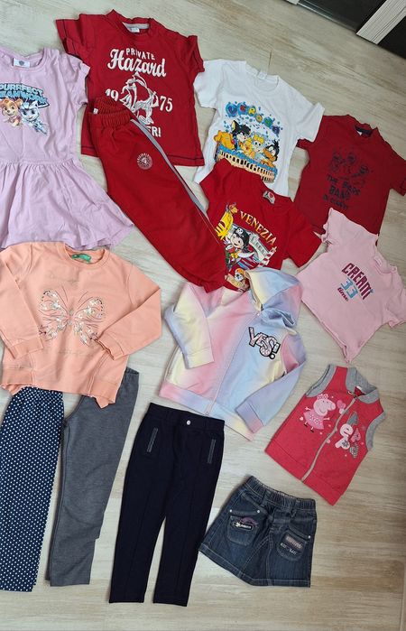 Детски лот дрехи подходящи за есенния сезон размер 104