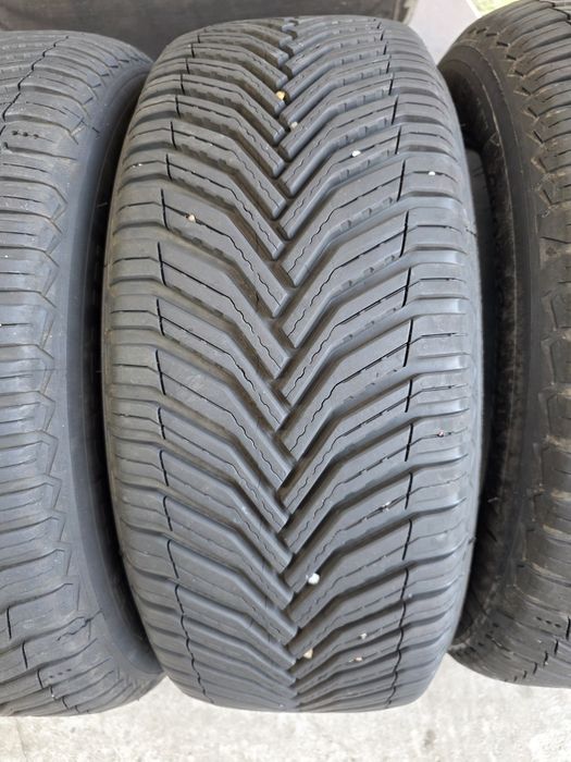 215/55/17 MICHELIN 4бр