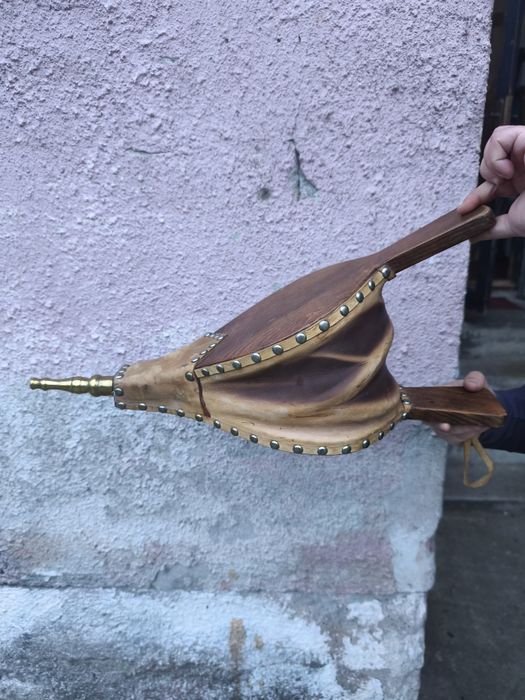 Suflător pentru foc "URIAȘ"