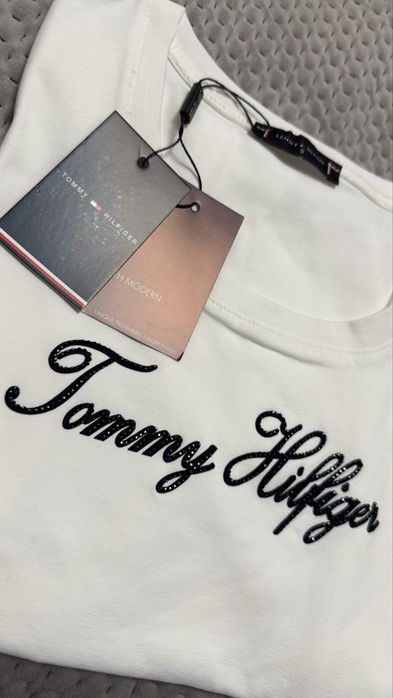 Tommy Hilfiger дасмка тениска