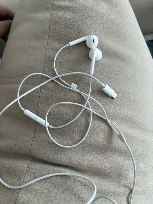 Наушники iphone lightning оригинал