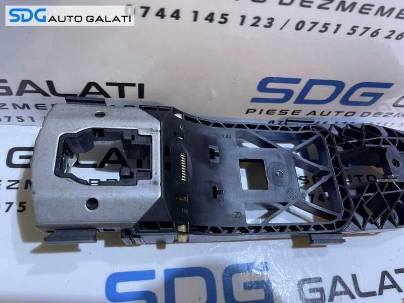 Suport Maner Interior Usa Portiera Dreapta Fata Seat Ateca 2016 - Prezent Cod 5N0837885H [M4780]