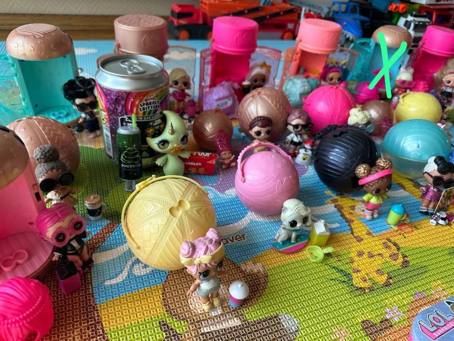 Продаю куклы LoL и Pupsi Glitters